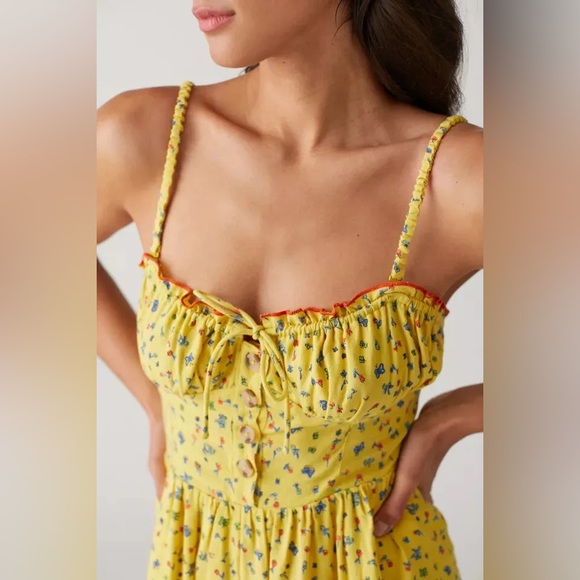 NWT URBAN OUTFITTERS YELLOW ROMPER FLORAL SWEETHEART BETTI PRINT LINEN - Picture 3 of 6